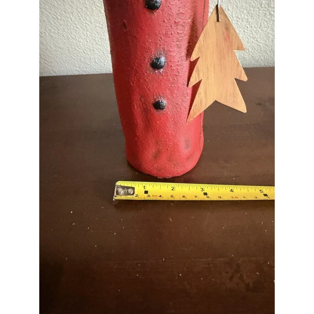 Santa Claus Holding a Star Hand painted Curved Pottery 13.5 in Christmas Holiday